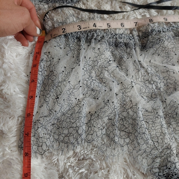 Womens 2 piece lingerie set size large white lace with underwire support - Picture 5 of 15